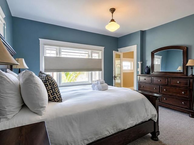 2442 46 F St, San Diego, CA 92102