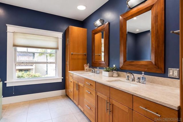 2442 46 F St, San Diego, CA 92102