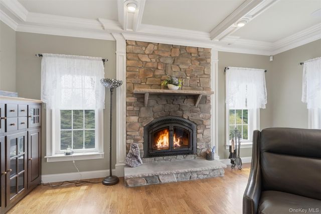 161 Bergen Circle, Slate Hill, NY 10973