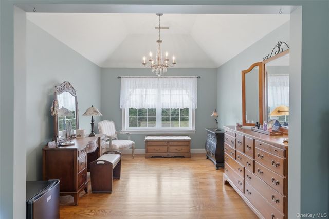 161 Bergen Circle, Slate Hill, NY 10973