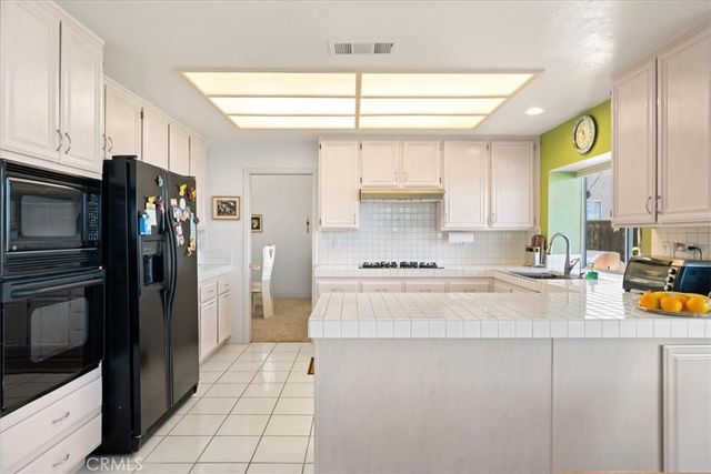 16353 E Peak Court, Riverside, CA 92503