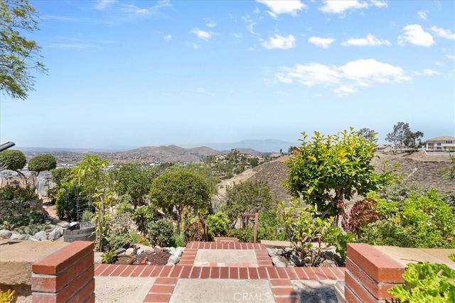 16353 E Peak Court, Riverside, CA 92503