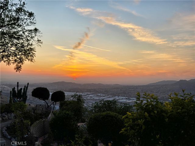 16353 E Peak Court, Riverside, CA 92503