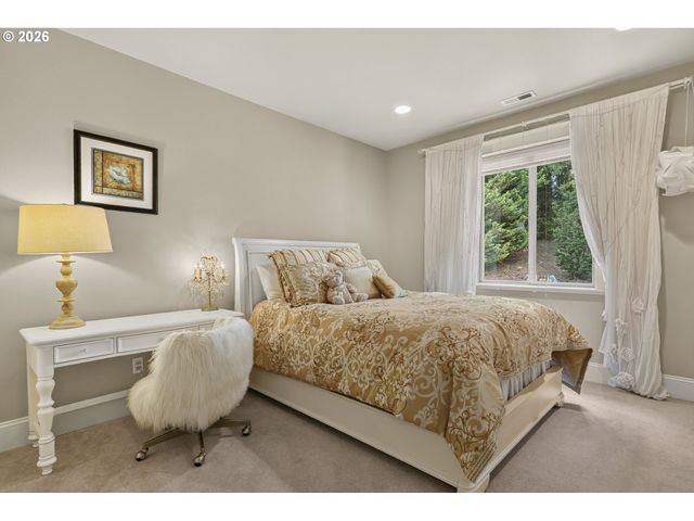 14600 Nw 52ND Ct, Vancouver, WA 98685