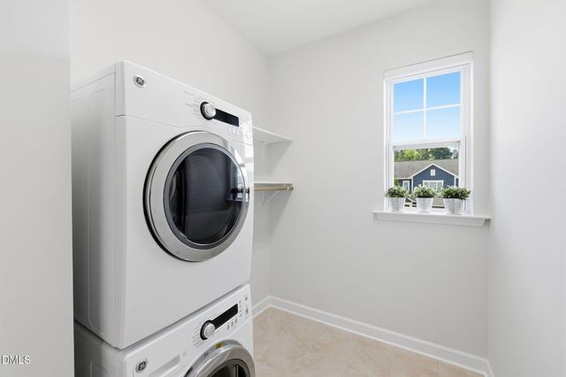 220 Macy Grove Drive, Chapel Hill, NC 27517