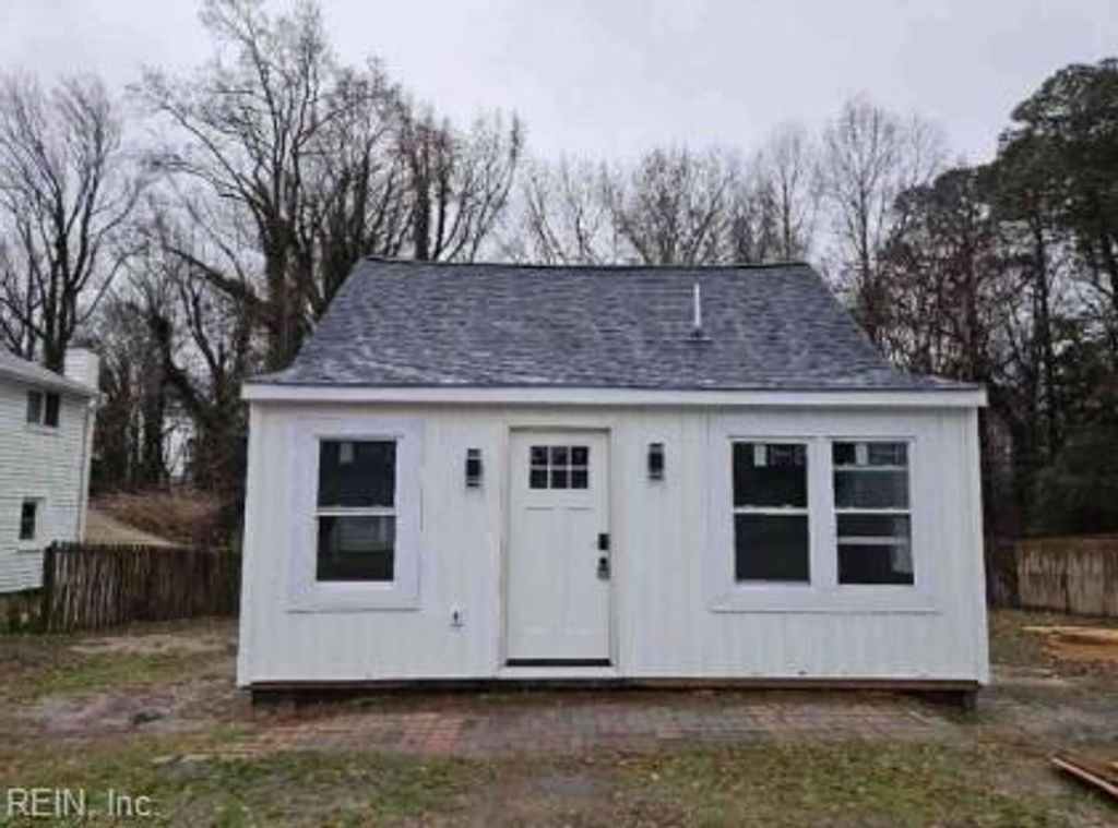 524 Burbank ST, Williamsburg, VA 23185