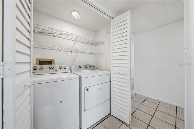 1332 PASADENA 102, South Pasadena, FL 33707