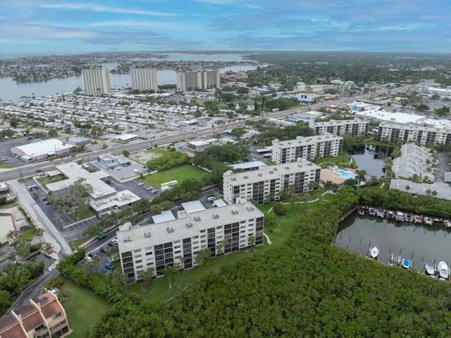 1332 PASADENA 102, South Pasadena, FL 33707