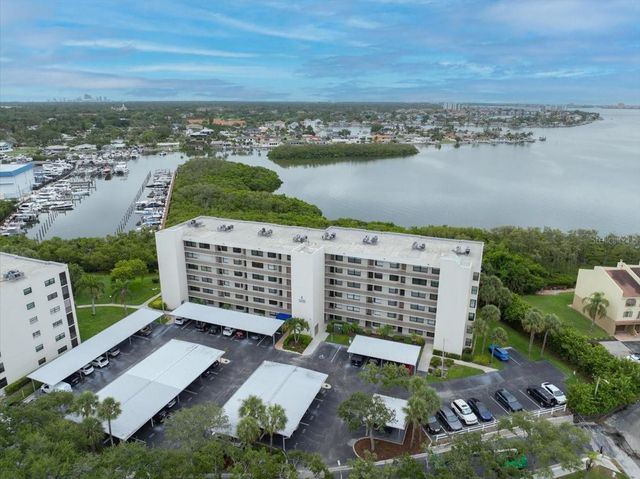 1332 PASADENA 102, South Pasadena, FL 33707