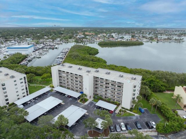 1332 PASADENA 102, South Pasadena, FL 33707