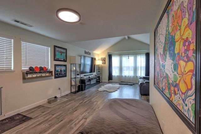 2820 Glasgow Dr, Ceres, CA 95307