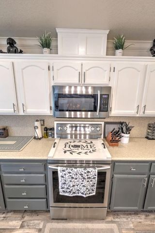 2820 Glasgow Dr, Ceres, CA 95307