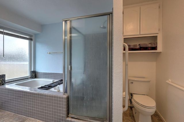 2820 Glasgow Dr, Ceres, CA 95307