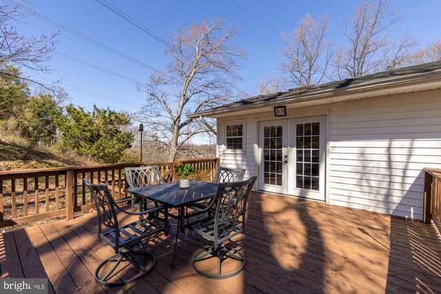 2205 CHERRY HILL RD, Dumfries, VA 22026