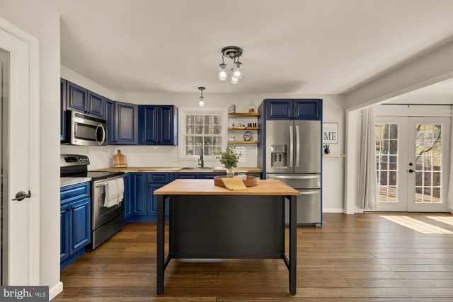 2205 CHERRY HILL RD, Dumfries, VA 22026