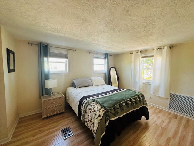 147 MAUI DRIVE, Palmetto, FL 34221