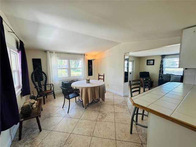 147 MAUI DRIVE, Palmetto, FL 34221