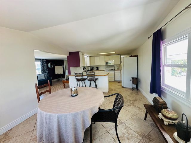 147 MAUI DRIVE, Palmetto, FL 34221