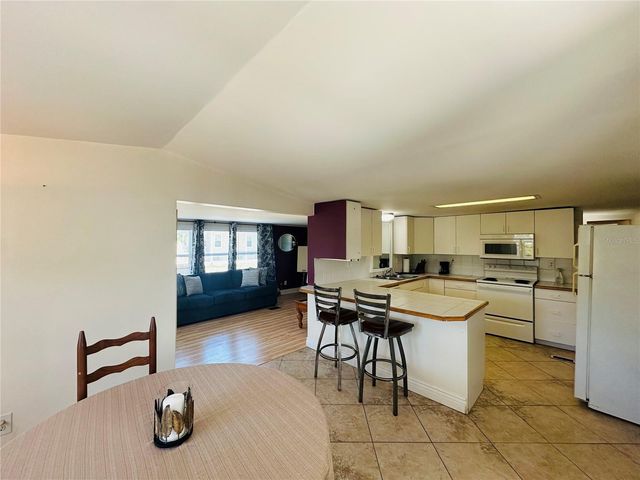 147 MAUI DRIVE, Palmetto, FL 34221