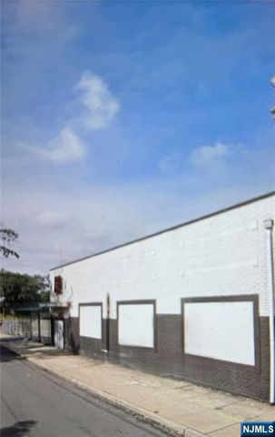 154 Eastern Parkway, Irvington, NJ 07111