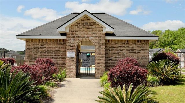 84 Autumn Rift Road, Midway, GA 31320