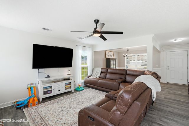 84 Autumn Rift Road, Midway, GA 31320