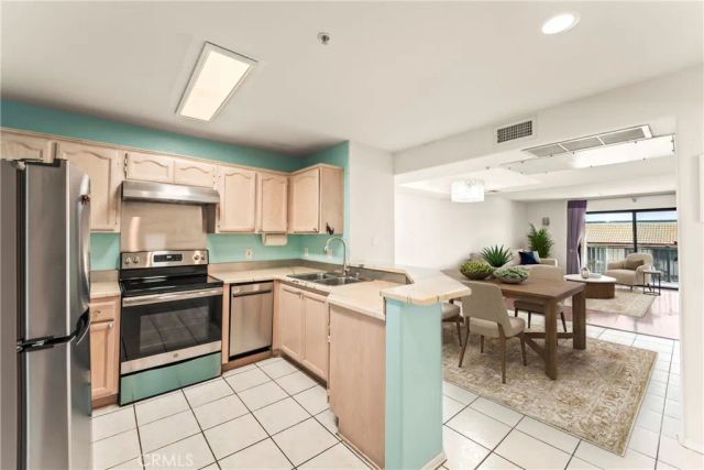 321 N Orange 308, Monterey Park, CA 91755