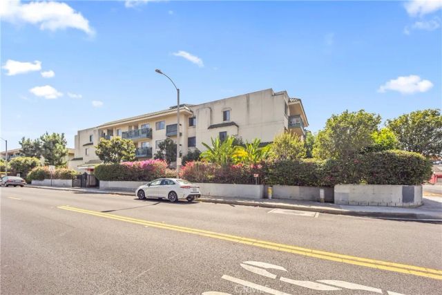 321 N Orange 308, Monterey Park, CA 91755