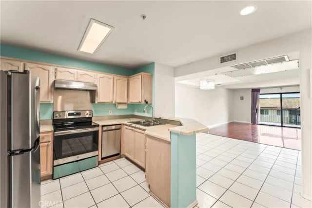 321 N Orange 308, Monterey Park, CA 91755