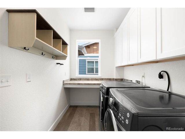 8754 El Diente St, Arvada, CO 80007