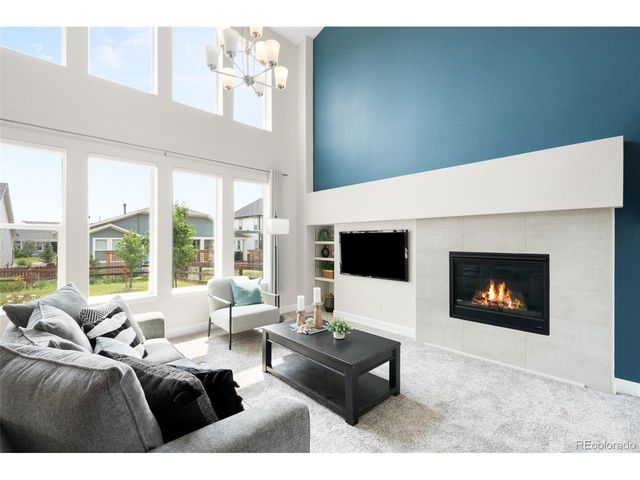 8754 El Diente St, Arvada, CO 80007