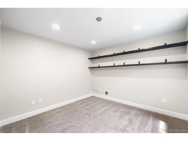 8754 El Diente St, Arvada, CO 80007