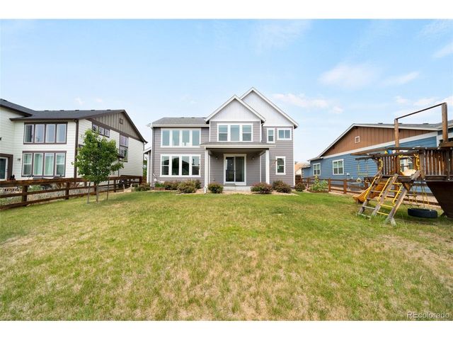 8754 El Diente St, Arvada, CO 80007