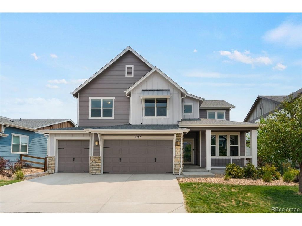 8754 El Diente St, Arvada, CO 80007