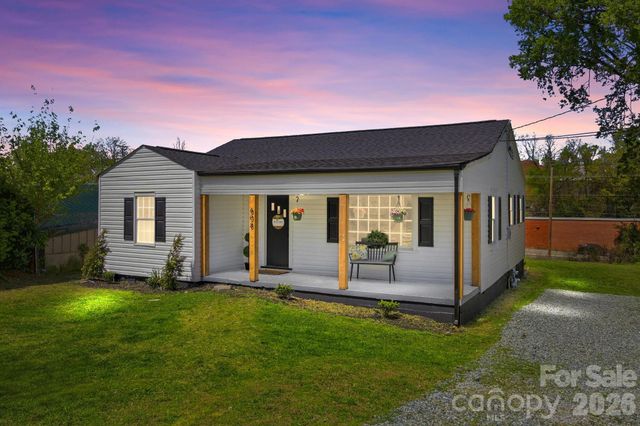 608 Carver Drive, Lexington, NC 27292