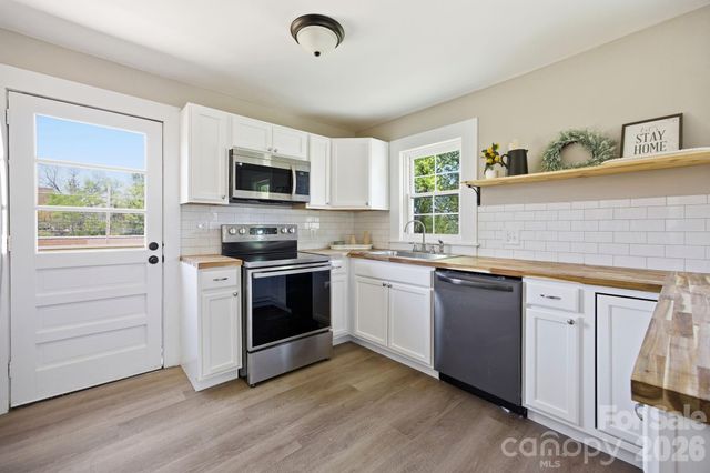 608 Carver Drive, Lexington, NC 27292