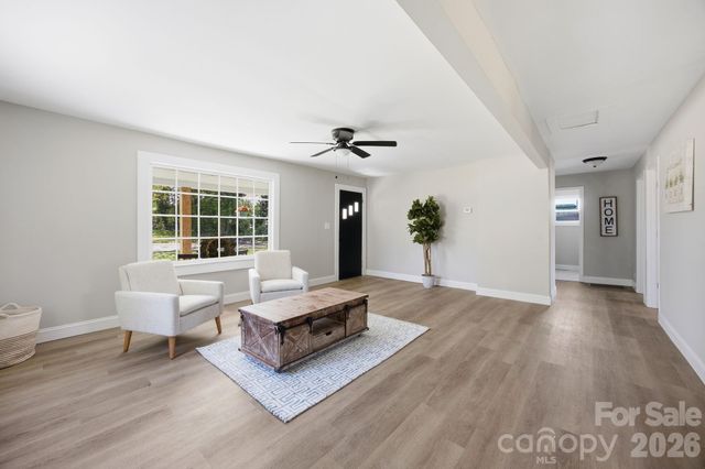 608 Carver Drive, Lexington, NC 27292