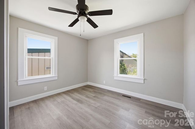 608 Carver Drive, Lexington, NC 27292