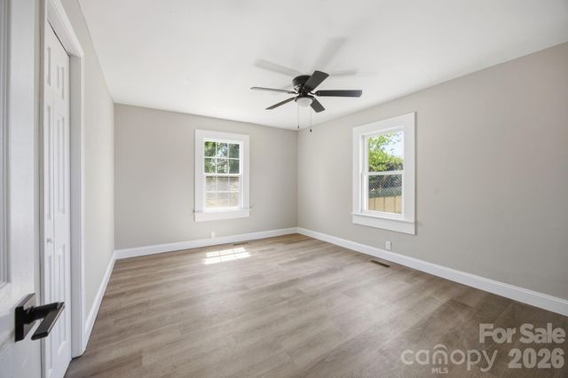 608 Carver Drive, Lexington, NC 27292