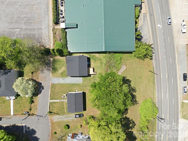 608 Carver Drive, Lexington, NC 27292