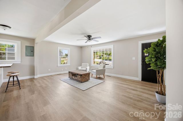 608 Carver Drive, Lexington, NC 27292
