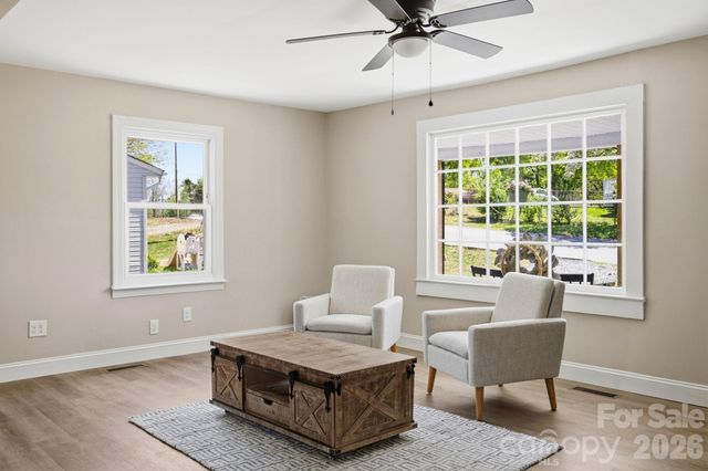 608 Carver Drive, Lexington, NC 27292