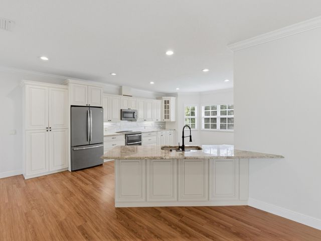 9322 SE Athena Street, Hobe Sound, FL 33455