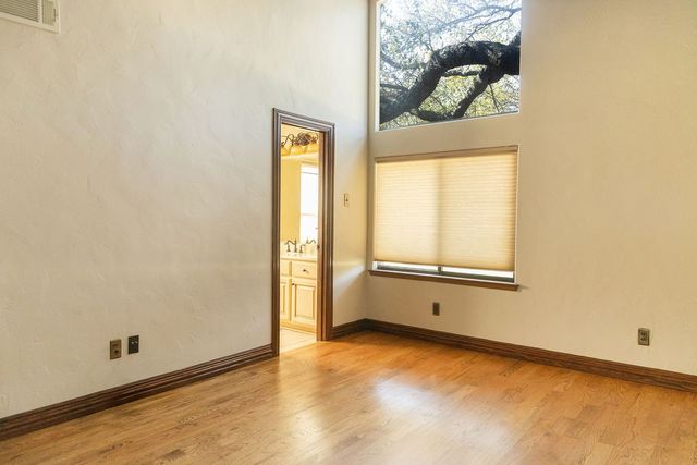 5435 Bent Tree Drive, Dallas, TX 75248