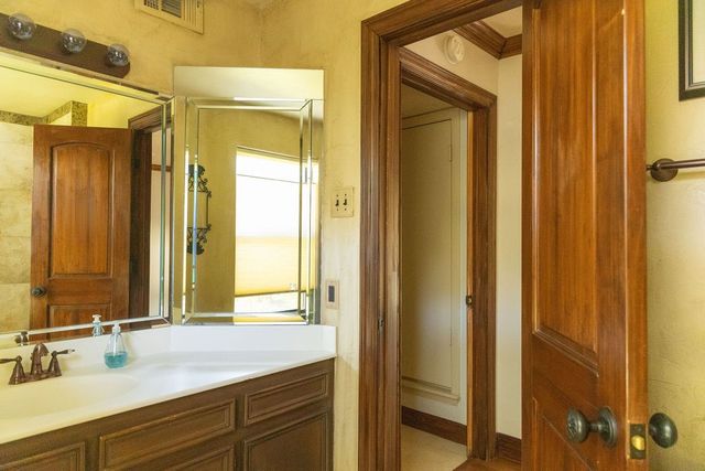 5435 Bent Tree Drive, Dallas, TX 75248