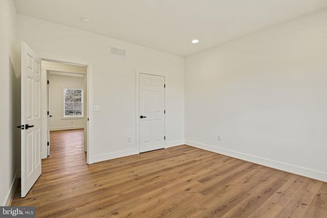 335 E SNYDER CORNER RD, Red Lion, PA 17356