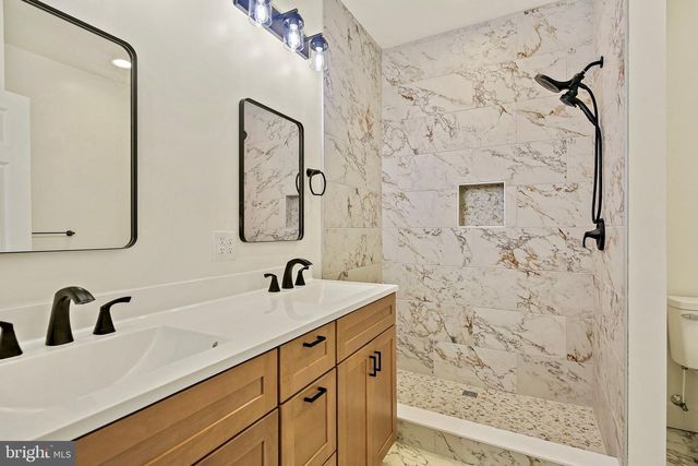 335 E SNYDER CORNER RD, Red Lion, PA 17356