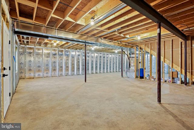 335 E SNYDER CORNER RD, Red Lion, PA 17356