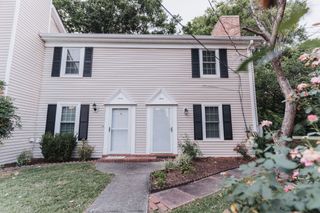 288 Donna Dr Apt D, Hendersonville, TN 37075