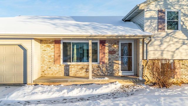 1249 FIELDVIEW DRIVE, Menasha, WI 54952